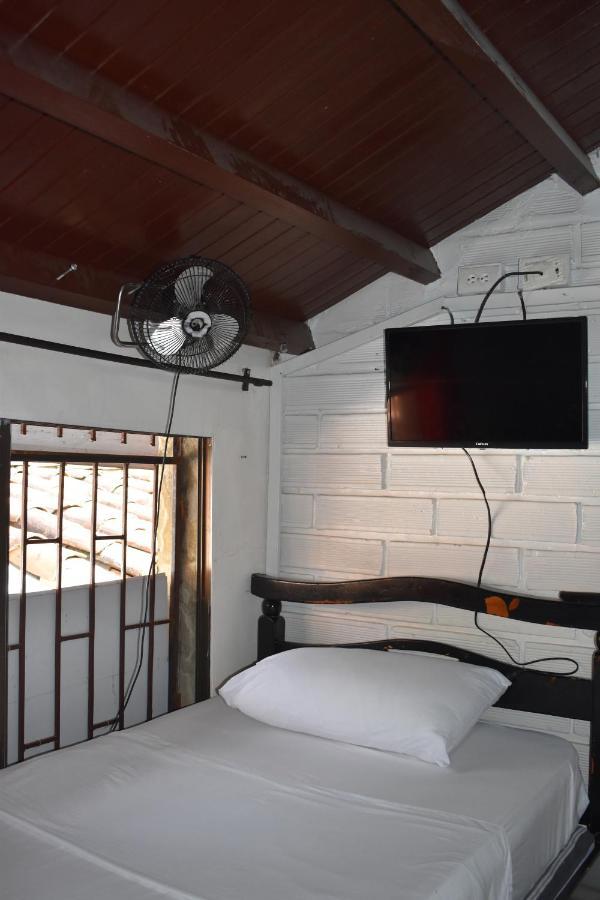 Esmed Hostel Medellin Exterior photo